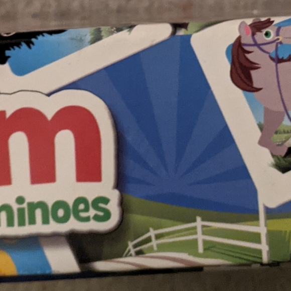 Outset Media Farm Picture Dominoes Ages 3+ 36 Paperboard Dominoes - Picture 4 of 5